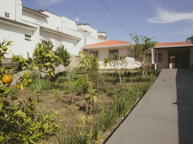 Casa com 488m² 3 quartos e 4 banheiros, para alugar, no bairro Bacacheri em Curitiba