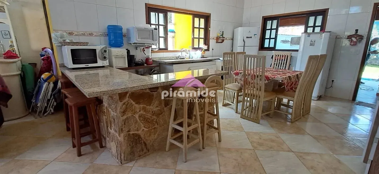 Casa, 3 quartos, 200 m² - Foto 7