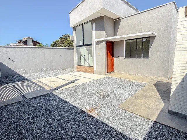 Casa com 600m² 3 quartos e 2 banheiros, à venda, no bairro Enseada das Gaivotas em Rio das Ostras