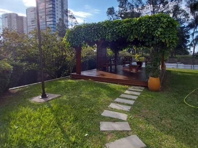 Apartamento 4 quartos e 3 banheiros, à venda, no bairro Madureira em Caxias do Sul