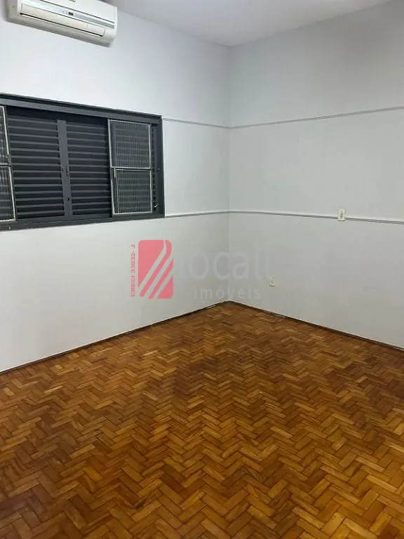 Casa com 3 quartos para aluguel, 230m² — foto 6 de 16