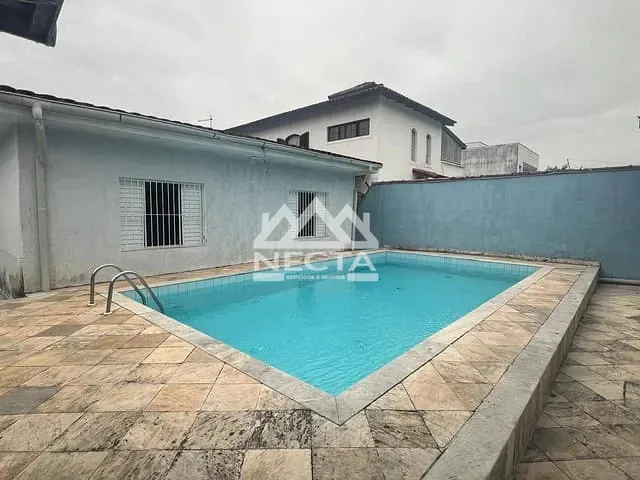 Casa com 360m² 5 quartos e 4 banheiros, à venda, no bairro Pontal de Santa Marina em Caraguatatuba