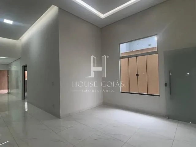 Casa com 200m² 3 quartos e 3 banheiros, à venda, no bairro Mansões Paraíso em Aparecida de Goiânia