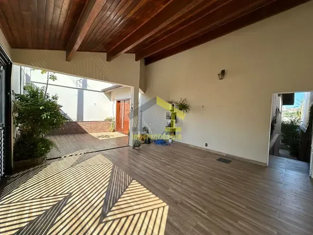 Casa com 250m² 3 quartos e 4 banheiros, à venda, no bairro Vila Cruzeiro em Itatiba