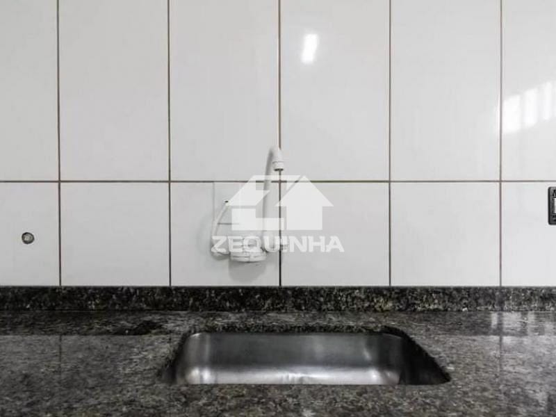 Casa para alugar com 2 quartos, 60m² - Foto 10