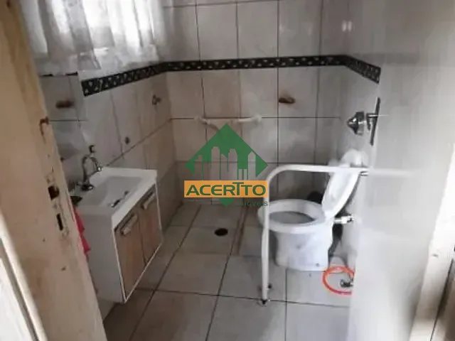 Casa com 300m² 3 quartos e 3 banheiros, à venda, no bairro Icaray em Araçatuba