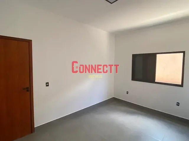 Casa com 220m² 3 quartos e 3 banheiros, à venda, no bairro Bonfim Paulista em Ribeirão Preto
