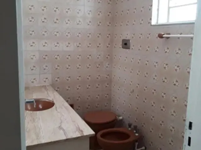 Casa com 250m² 4 quartos e 3 banheiros, à venda, no bairro Centro em Campos dos Goytacazes