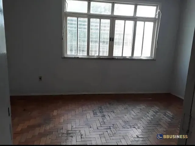Casa com 250m² 4 quartos e 3 banheiros, à venda, no bairro Centro em Campos dos Goytacazes