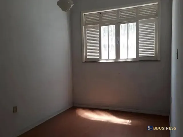 Casa com 250m² 4 quartos e 3 banheiros, à venda, no bairro Centro em Campos dos Goytacazes