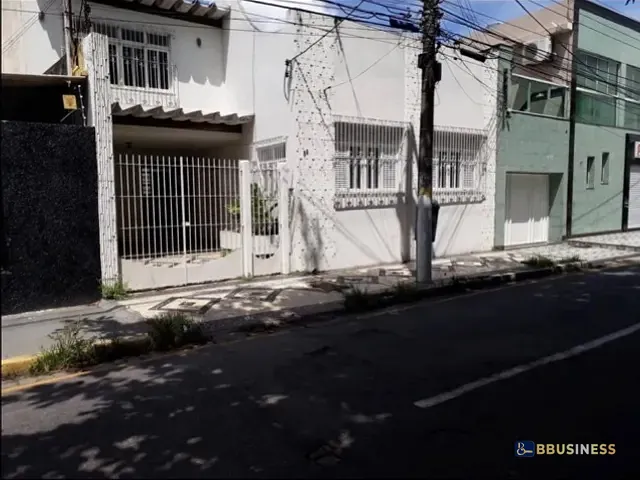 Casa com 250m² 4 quartos e 3 banheiros, à venda, no bairro Centro em Campos dos Goytacazes