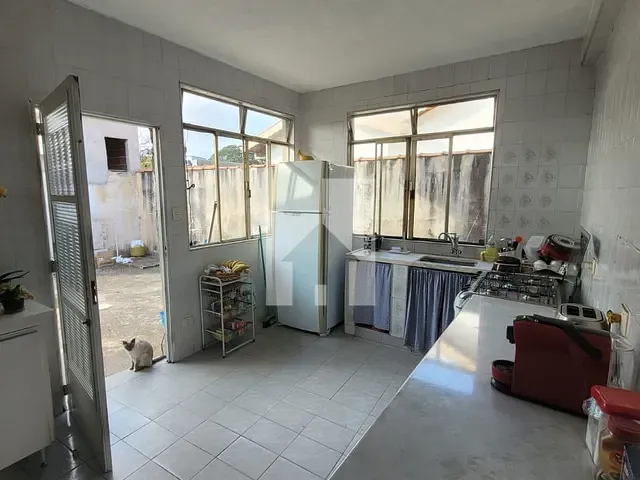 Casa com 324m² 4 quartos e 2 banheiros, à venda, no bairro Ponte de São João em Jundiaí