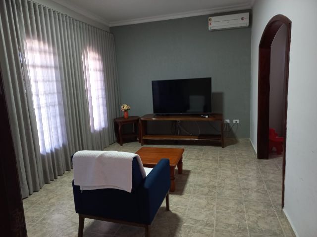 Casa com 288m² 3 quartos e 2 banheiros, à venda, no bairro Crispim em Pindamonhangaba