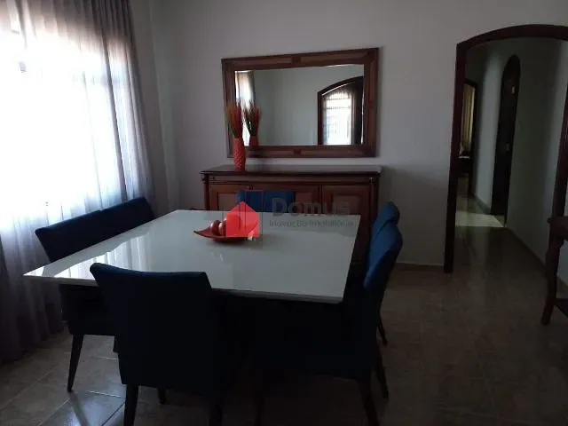Casa com 288m² 3 quartos e 2 banheiros, à venda, no bairro Crispim em Pindamonhangaba