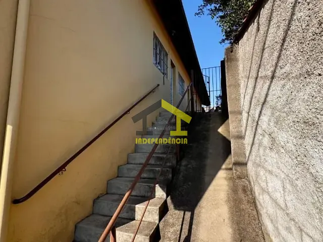 Casa com 125m² 3 quartos e 2 banheiros, à venda, no bairro Vila Santa Terezinha em Itatiba