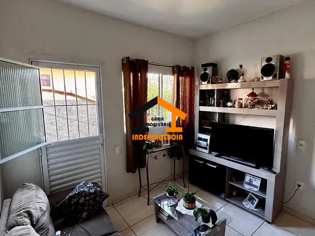 Casa com 125m² 3 quartos e 2 banheiros, à venda, no bairro Vila Santa Terezinha em Itatiba