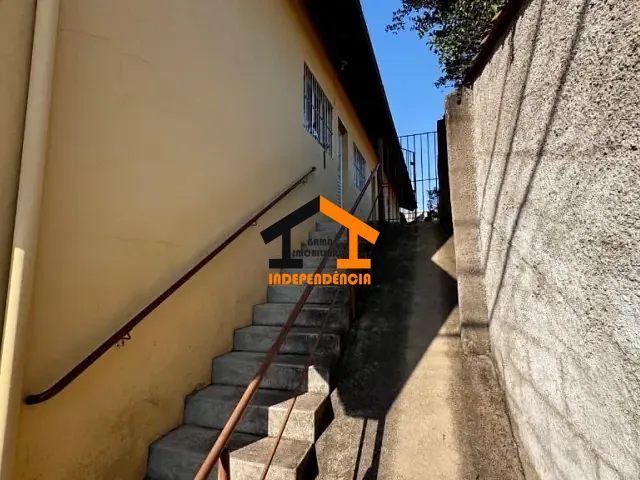 Casa com 125m² 3 quartos e 2 banheiros, à venda, no bairro Vila Santa Terezinha em Itatiba