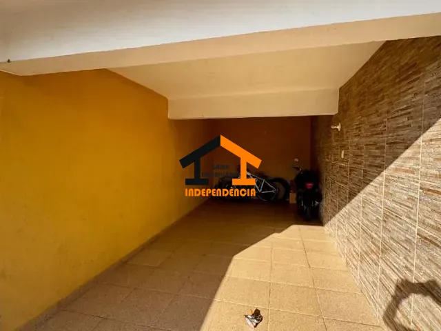 Casa com 125m² 3 quartos e 2 banheiros, à venda, no bairro Vila Santa Terezinha em Itatiba