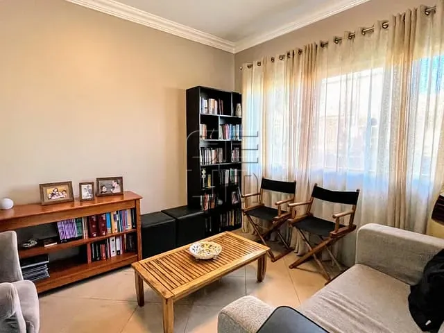 Casa com 420m² 3 quartos e 4 banheiros, à venda, no bairro Terra Bonita em Londrina