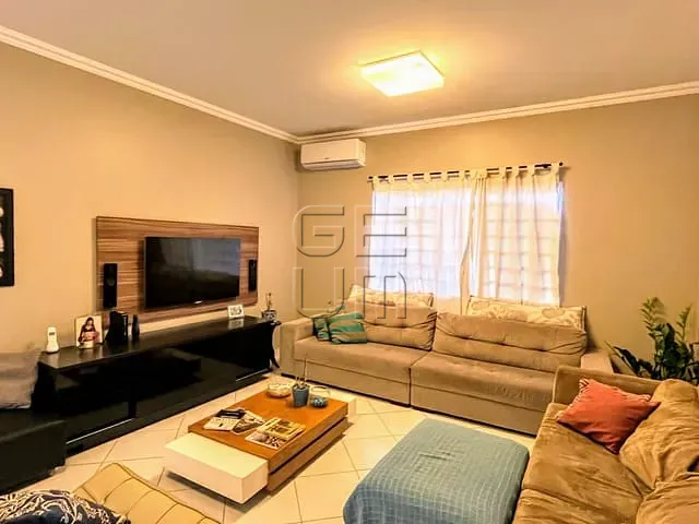 Casa com 420m² 3 quartos e 4 banheiros, à venda, no bairro Terra Bonita em Londrina