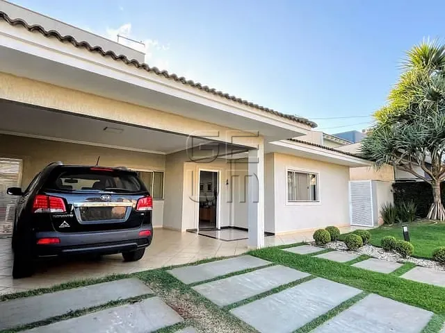 Casa com 420m² 3 quartos e 4 banheiros, à venda, no bairro Terra Bonita em Londrina