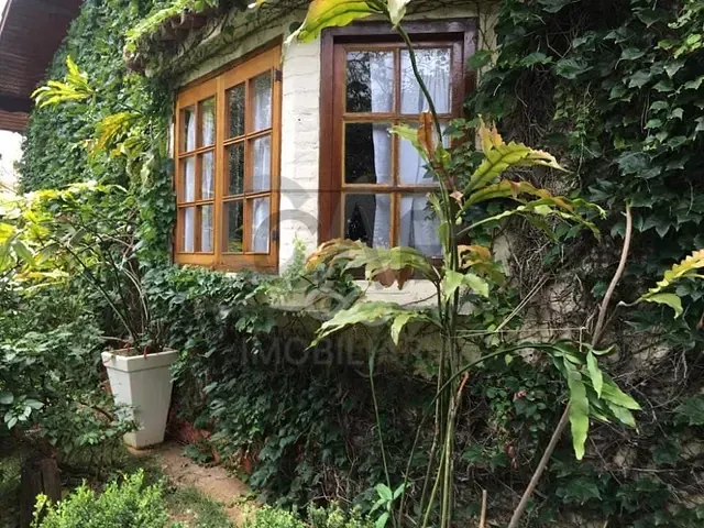 Casa com 2100m² 3 quartos e 2 banheiros, à venda, no bairro Jardim Rezek II em Artur Nogueira