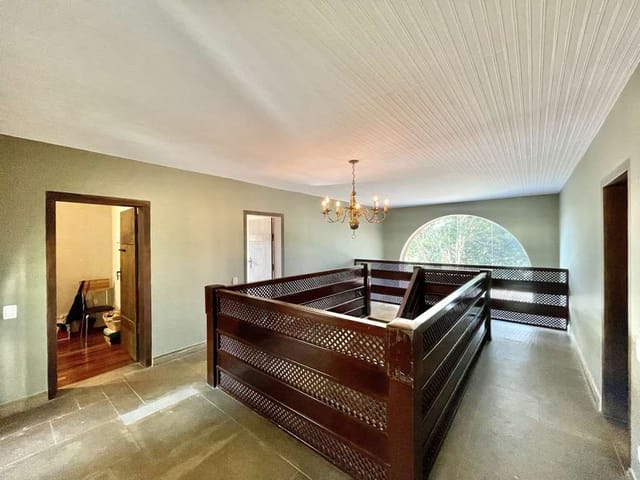 Casa com 2604m² 6 quartos e 8 banheiros, à venda, no bairro Jardim Mediterrâneo em Cotia