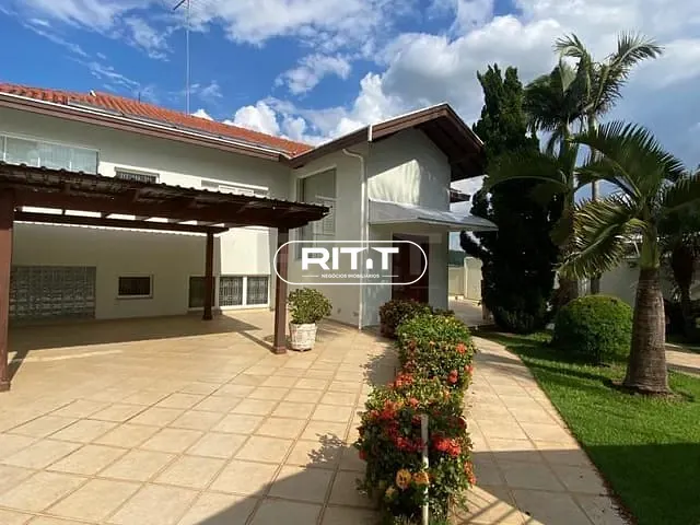 Casa com 1368m² 3 quartos e 3 banheiros, à venda, no bairro Loteamento Caminhos de São Conrado (Sousas) em Campinas