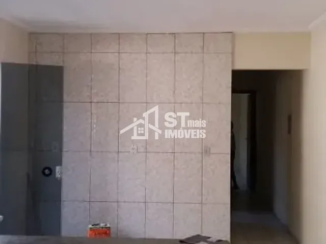 Casa com 159m² 2 quartos e 1 banheiro, à venda, no bairro Santa Teresa em Poços de Caldas