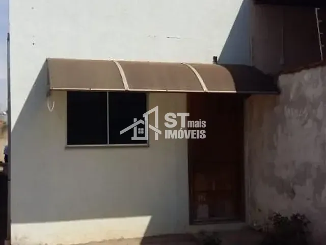 Casa com 159m² 2 quartos e 1 banheiro, à venda, no bairro Santa Teresa em Poços de Caldas