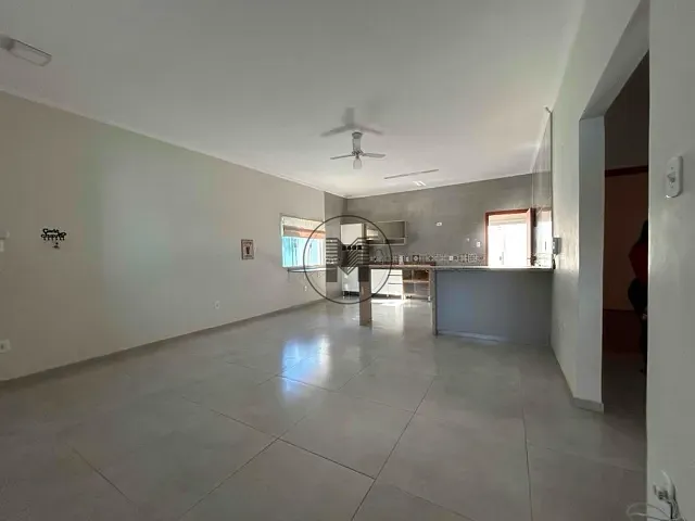 Casa 2 quartos e 2 banheiros, à venda, no bairro Belveder Clube dos 500 em Guaratinguetá