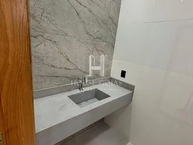 Casa com 326m² 3 quartos e 1 banheiro, à venda, no bairro Residencial Canadá em Goiânia