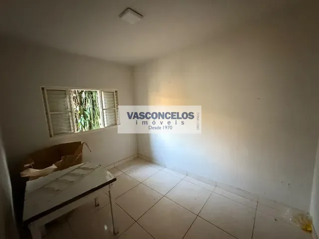 Casa com 250m² 1 quarto e 1 banheiro, à venda ou para alugar, no bairro Monte Castelo em São José dos Campos