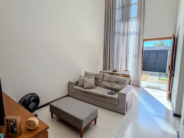 Casa 3 quartos e 2 banheiros, à venda, no bairro Enseada das Gaivotas em Rio das Ostras
