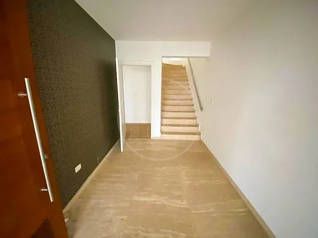 Casa com 600m² 4 quartos e 2 banheiros, à venda ou para alugar, no bairro Brooklin em São Paulo