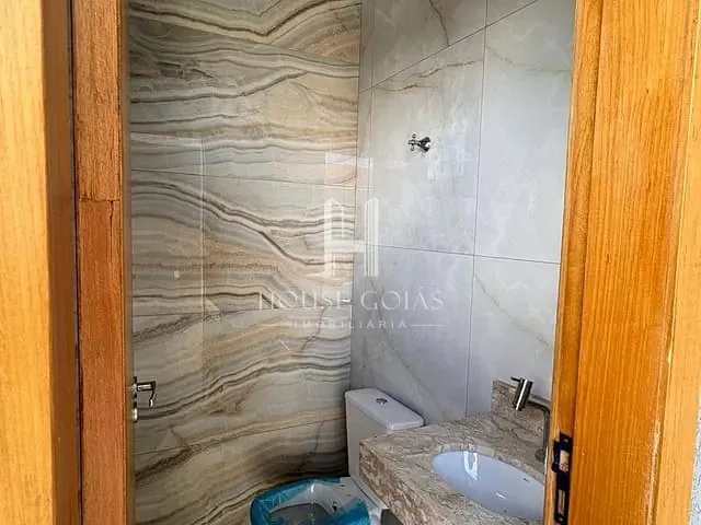 Casa com 208m² 3 quartos e 2 banheiros, à venda, no bairro Cardoso em Aparecida de Goiânia