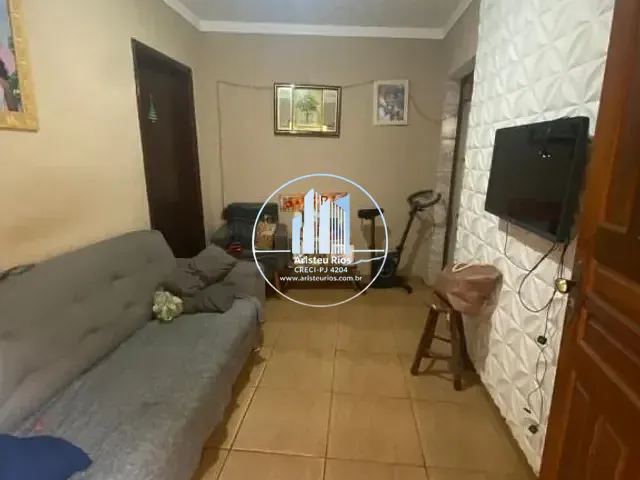 Casa com 51m² 2 quartos e 2 banheiros, à venda, no bairro São João em Pouso Alegre