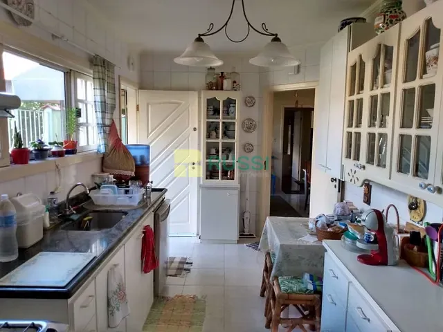 Casa com 251m² 3 quartos e 2 banheiros, à venda, no bairro Urbanova em São José dos Campos