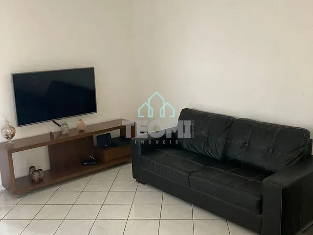 Casa 2 quartos e 2 banheiros, à venda, no bairro Jardim Ana Rosa em Taubaté