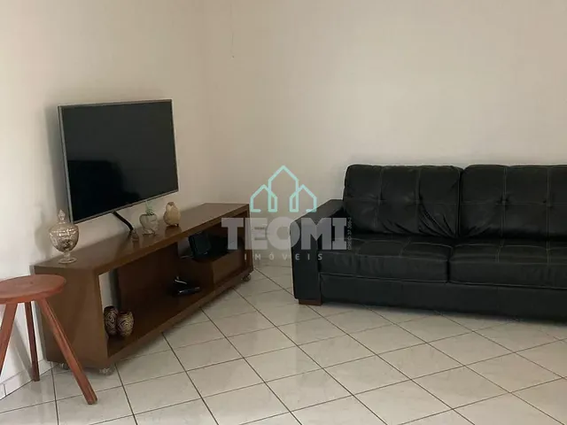 Casa 2 quartos e 2 banheiros, à venda, no bairro Jardim Ana Rosa em Taubaté