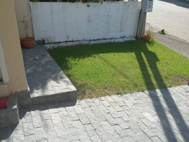 Casa 3 quartos e 3 banheiros, à venda, no bairro Jardim Cristina em Pindamonhangaba