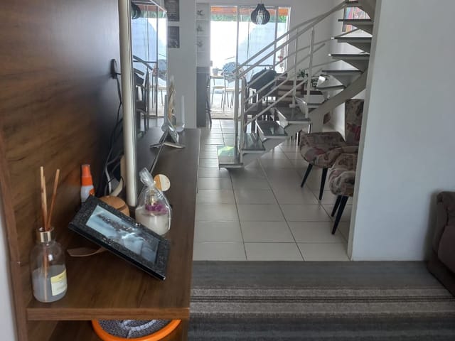 Casa 3 quartos e 3 banheiros, à venda, no bairro Jardim Cristina em Pindamonhangaba