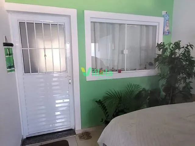 Casa 2 quartos e 1 banheiro, à venda, no bairro Jardim Patrícia em Itaquaquecetuba