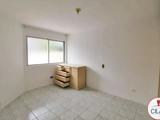 Casa 1 quarto e 1 banheiro, para alugar, no bairro Santa Quitéria em Curitiba