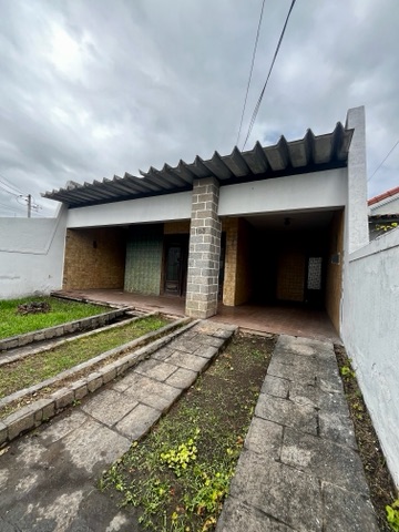 Casa com 632m² 5 quartos e 4 banheiros, à venda, no bairro Centro em Campos dos Goytacazes