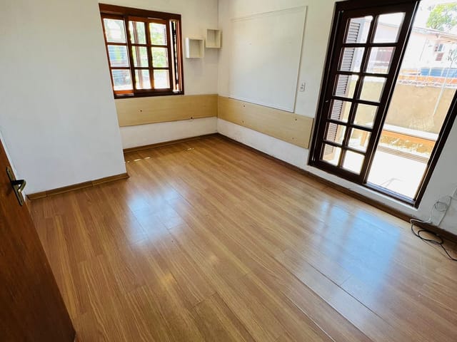 Casa 2 quartos e 2 banheiros, à venda, no bairro Três Vendas em Pelotas