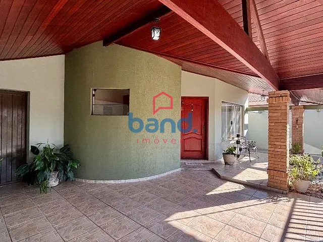 Casa com 300m² 3 quartos e 2 banheiros, à venda, no bairro Jardim Julita em Porto Feliz