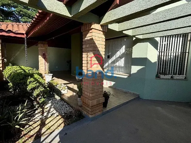 Casa com 300m² 3 quartos e 2 banheiros, à venda, no bairro Jardim Julita em Porto Feliz