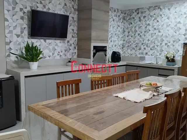 Casa com 200m² 2 quartos e 2 banheiros, à venda, no bairro Jardim Alexandre Balbo em Ribeirão Preto