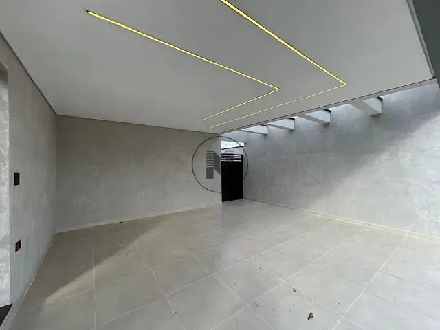 Casa 3 quartos e 2 banheiros, à venda, no bairro Morada dos Nobres em Taubaté